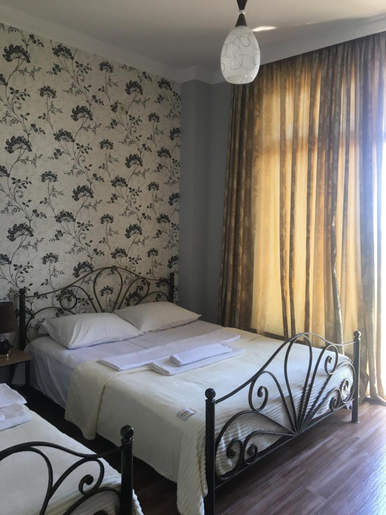 Hotel Twins G&G 科布列季 外观 照片