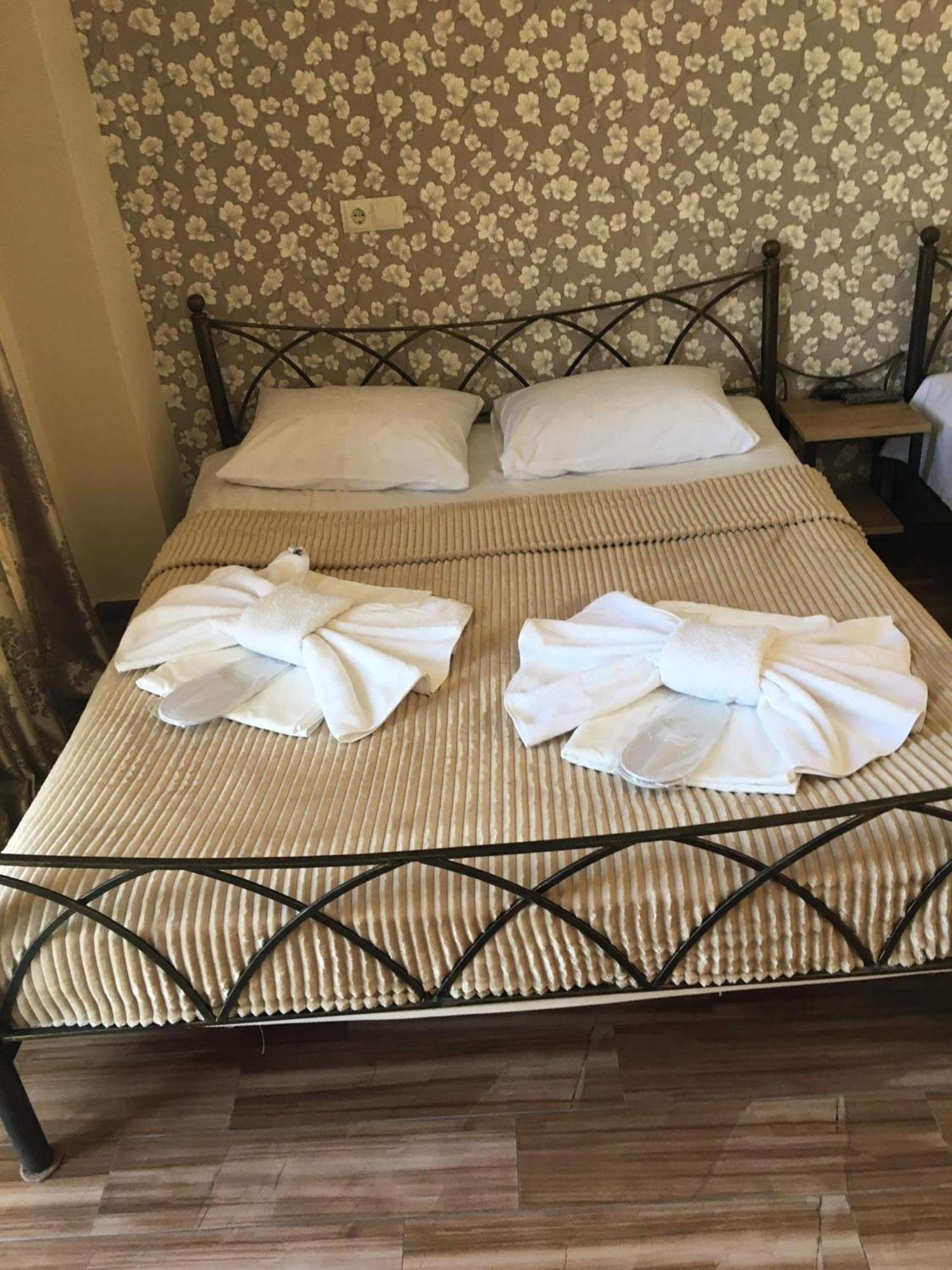 Hotel Twins G&G 科布列季 外观 照片